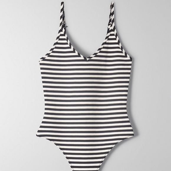 Sunday Best Annie Body Suit - Picture 1 of 11